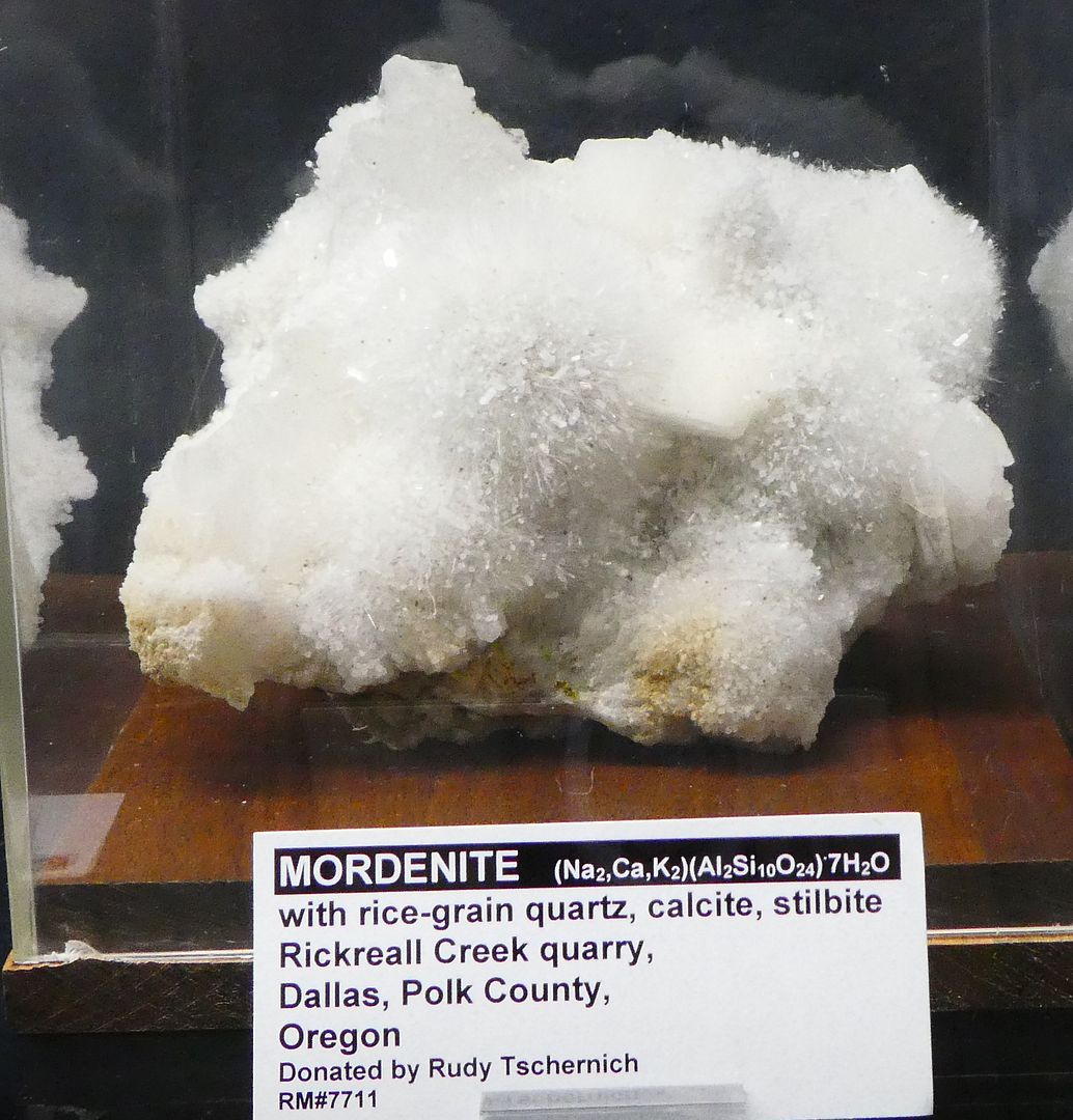 Northwest Mineral Gallery Some Oregon Minerals (Photo Diary)